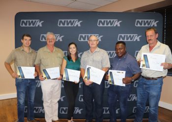 Top-outeurs se swoeg en sweet gaan nie ongesiens verby nie