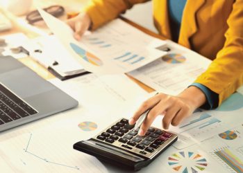 Só kan jy die finansiële uitwerking van El Niño en skuld hanteer