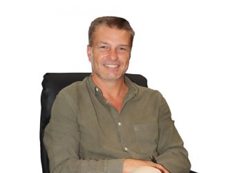 Nuwe finansiële hoof is ’n “entoesiastiese visionêr”