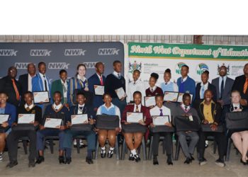 Skootrekenaars van NWK die kersie op die koek op Ditsobotla-matrieks se verbeterde slaagsyfer