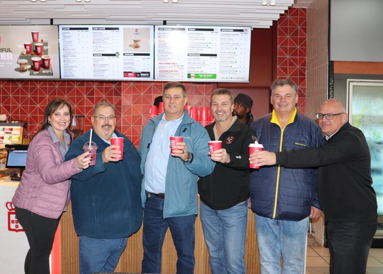 Vida e caffè reeds ‘n gewilde bestemming in sy openingsweek