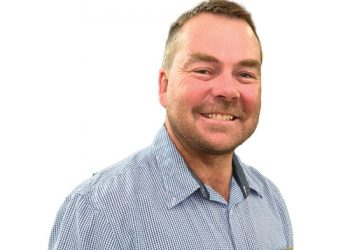 Agri NW se topboer wys sy slag met Bovelders